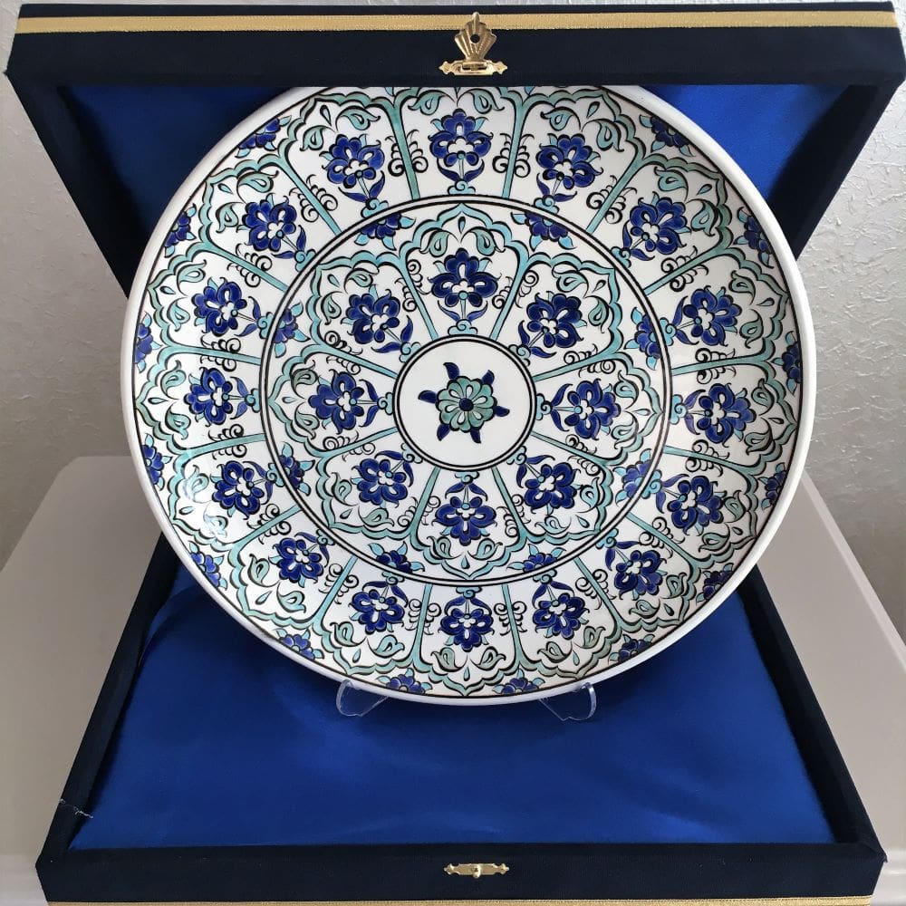 baba-nakkas-desenli-iznik-çini-tabak-2 Babanakkaş Desenli İznik Çini Tabak