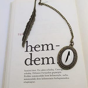 Elif Desenli Çini Kitap Ayracı