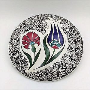 Karanfil ve Lale Desenli İznik Çini