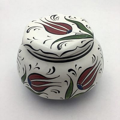 Çini Şekerlik Kırmızı Lale Desenli Çini Şekerlik Kırmızı Lale Desenli