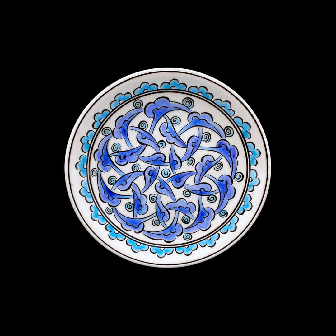 klasik-rumi-desenli-cini-tabak-2 Klasik Rumi Desenli Çini Tabak