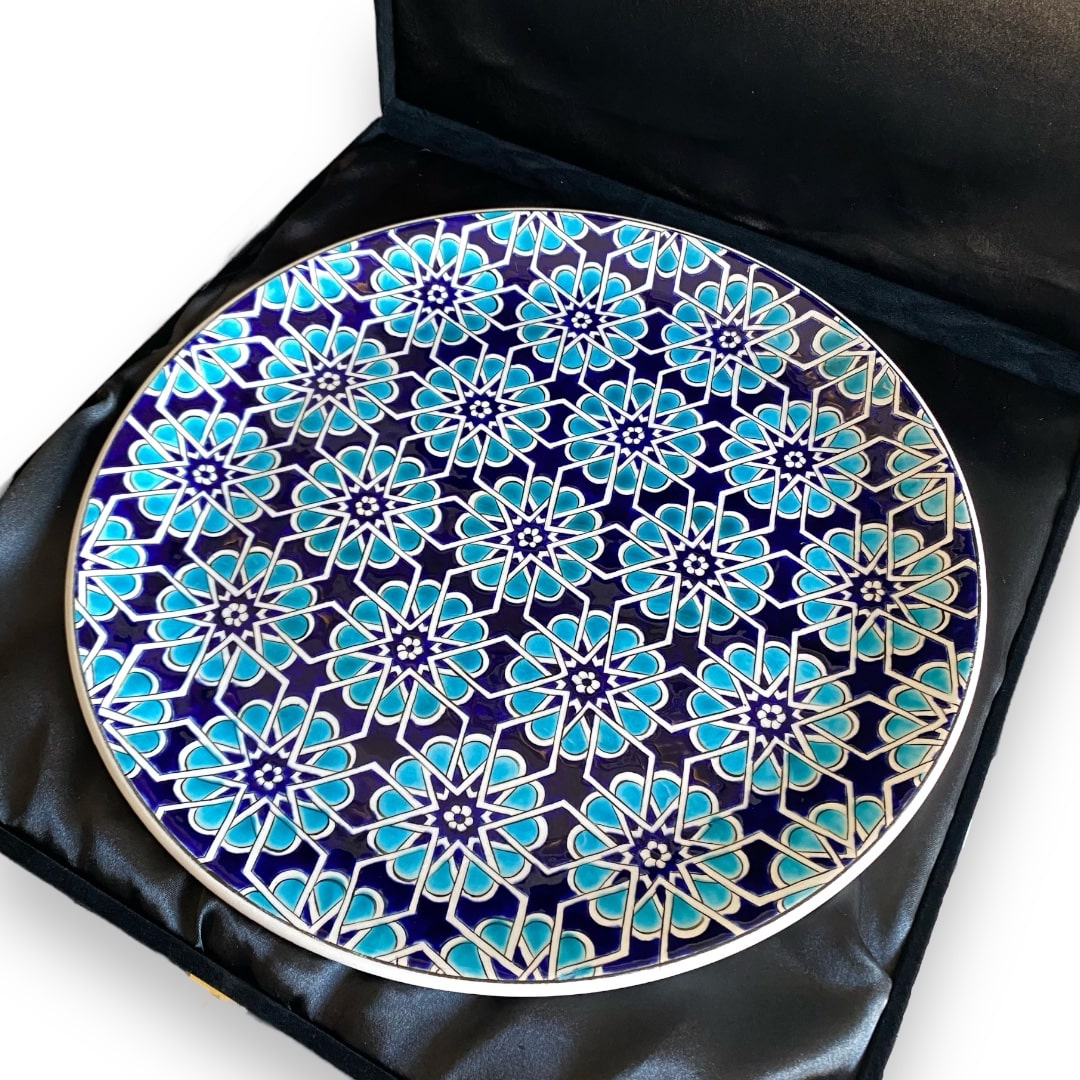 mavi-cicek-desenli-cini-tabak-hediyelik-2 Mavi Çiçek Desenli Çini Tabak Hediyelik